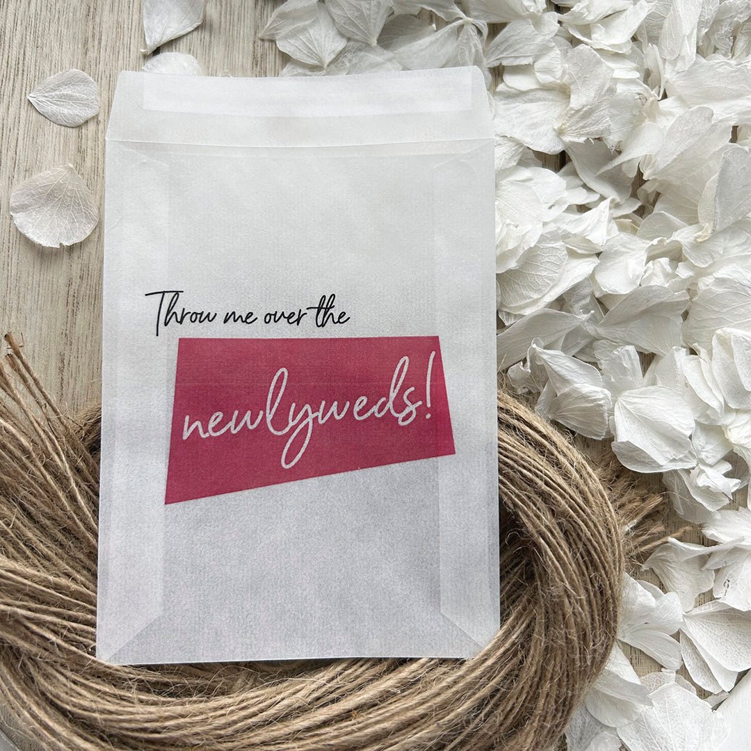 Confetti Packets Newlyweds Design 3 Confetti Packets Confetti Bee