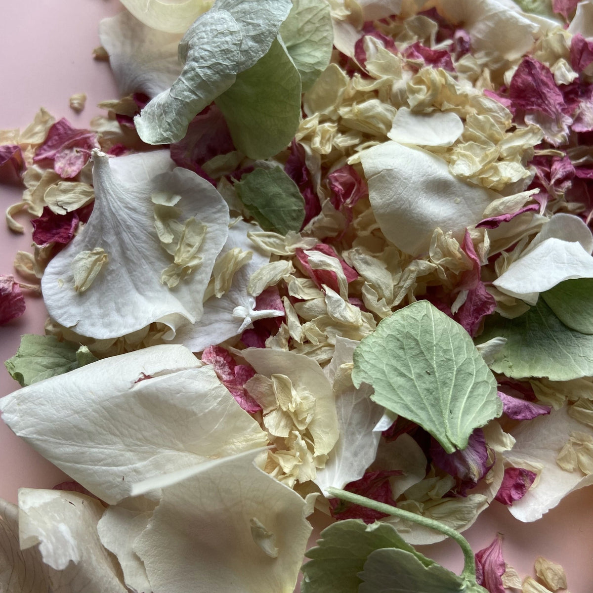 10 Great Ways To Use Your Leftover Wedding Confetti Confetti Bee