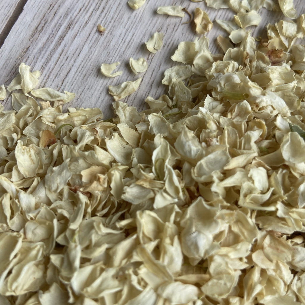How are petals dried for confetti? - Confetti Bee