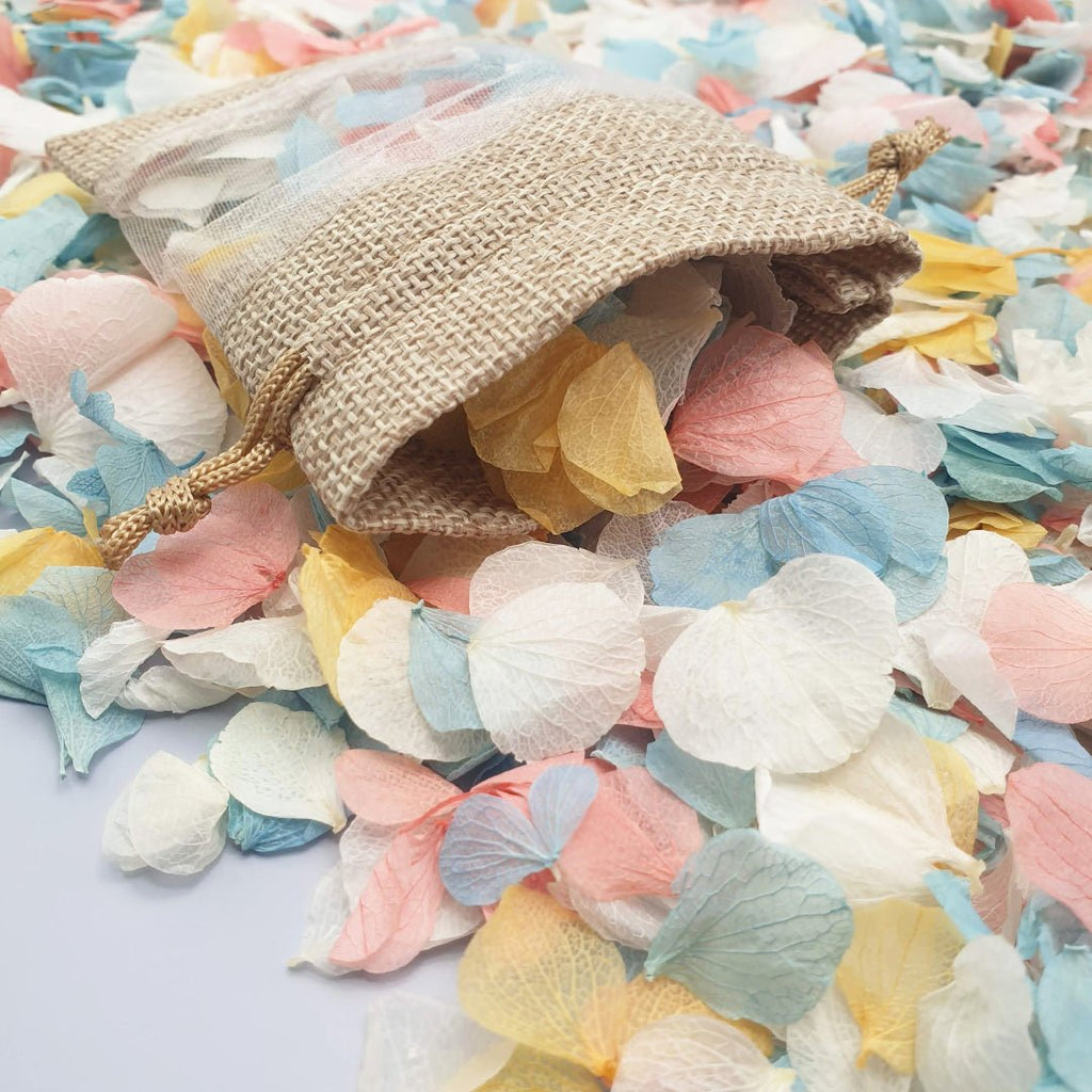 Our Guide to Successful Wedding Planning! - Confetti Bee
