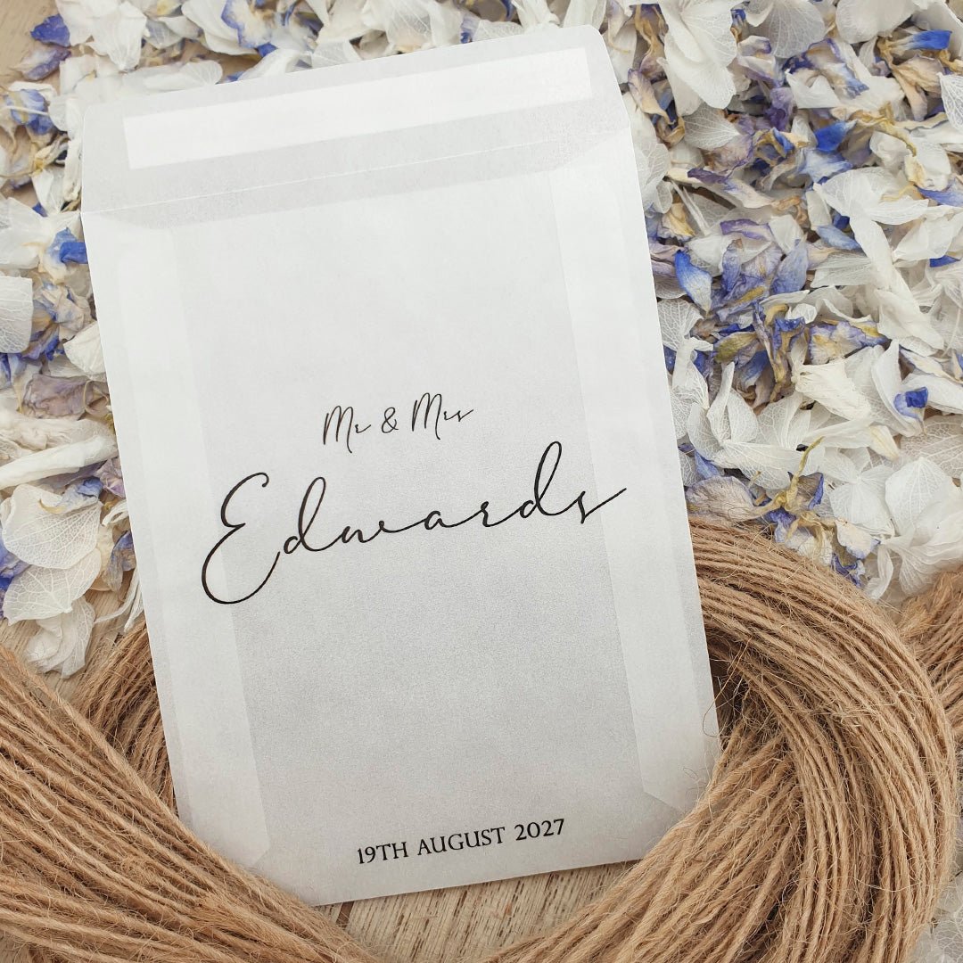 Personalised Confetti Packets - Mr & Mrs Design 5 | Confetti Bee
