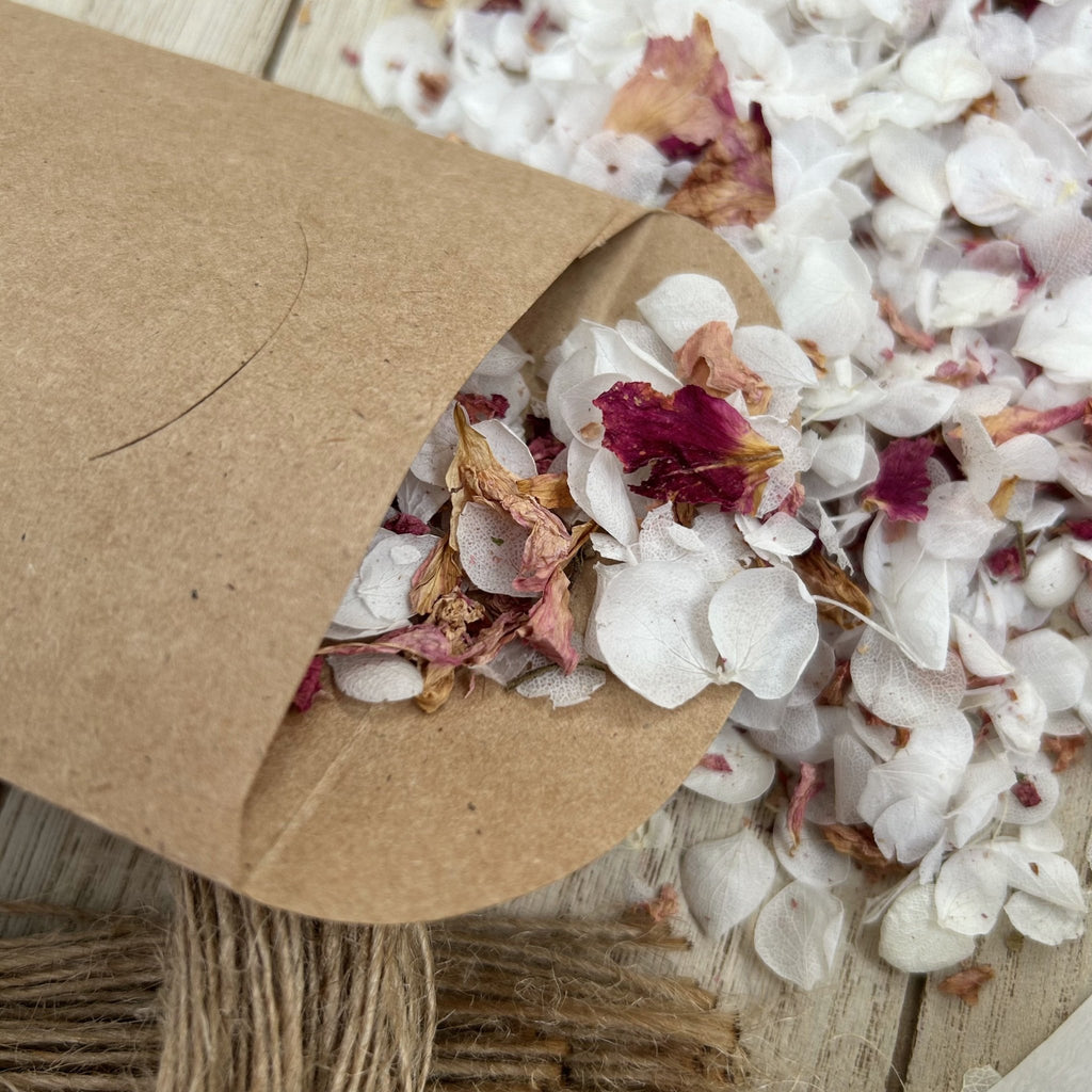 Confetti Kraft Brown Packets - Place Name Design 4 - Confetti Bee