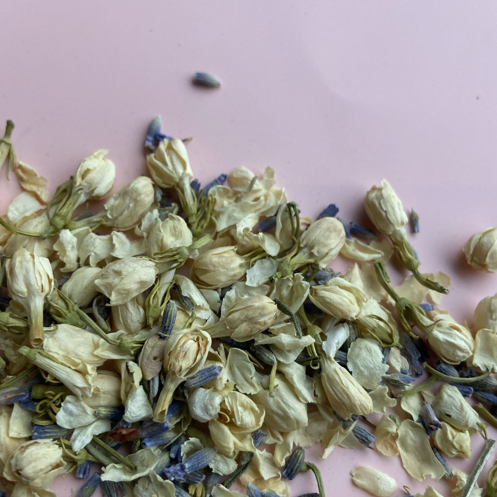 Lavender Jasmine Confetti - Confetti Bee