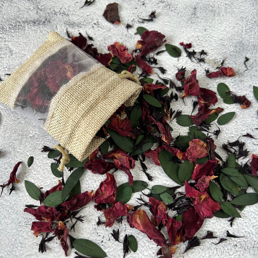 Woodland Rose Confetti - Confetti Bee